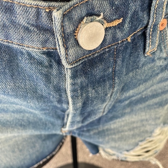 Blank NYC The Barrow. Vintage high-rise short - Picture 2 of 8